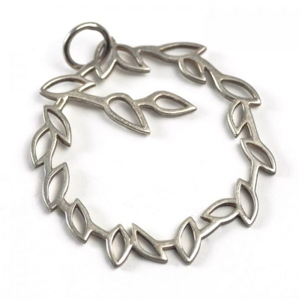 Sterling Silver Wreath (Outlined)